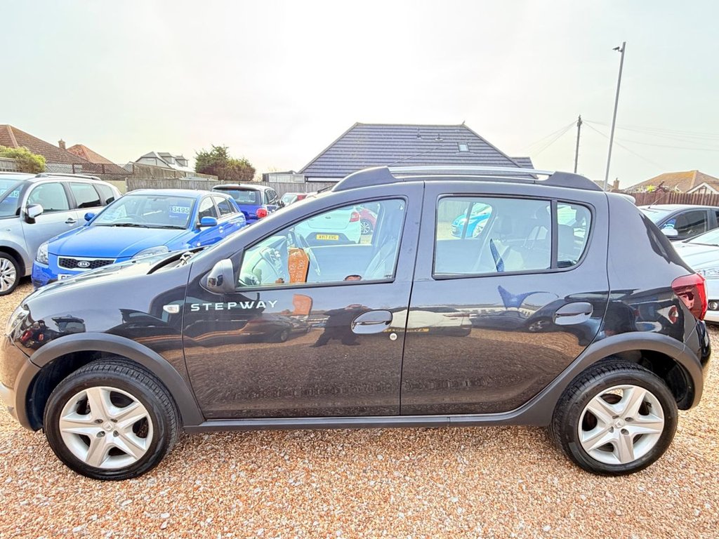 Used Dacia Sandero Stepway 2016 for sale - 77583437: Photo 7