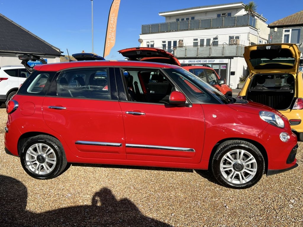 Used Fiat 500L 2017 for sale - 76368252: Photo 4
