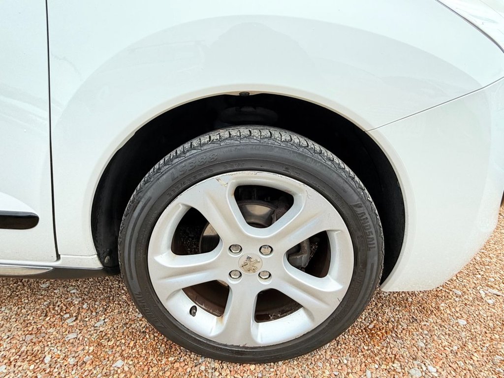 Used Peugeot 3008 2013 for sale - 78044653: Photo 13