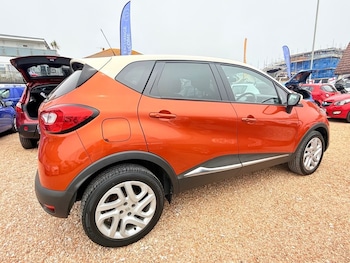 Used Renault Captur 2016 for sale - 79022928: Photo