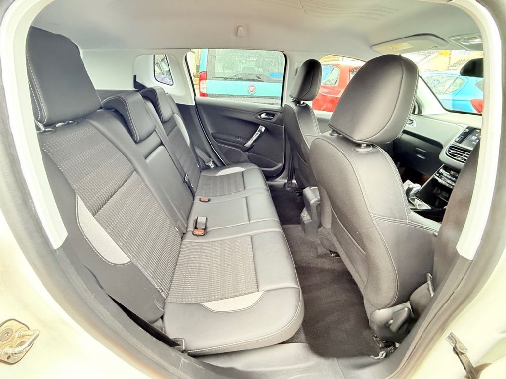 Used Peugeot 2008 2015 for sale - 77188652: Photo 18