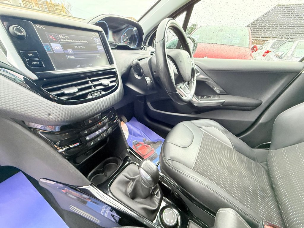 Used Peugeot 2008 2015 for sale - 77188652: Photo 25