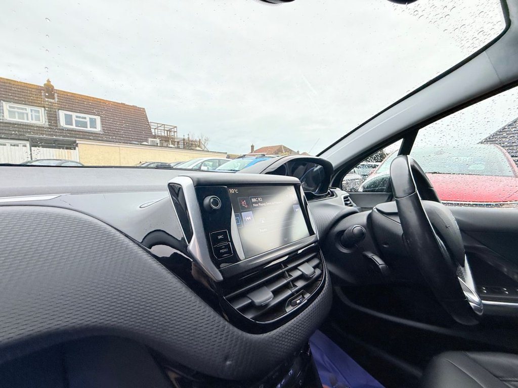 Used Peugeot 2008 2015 for sale - 77188652: Photo 26