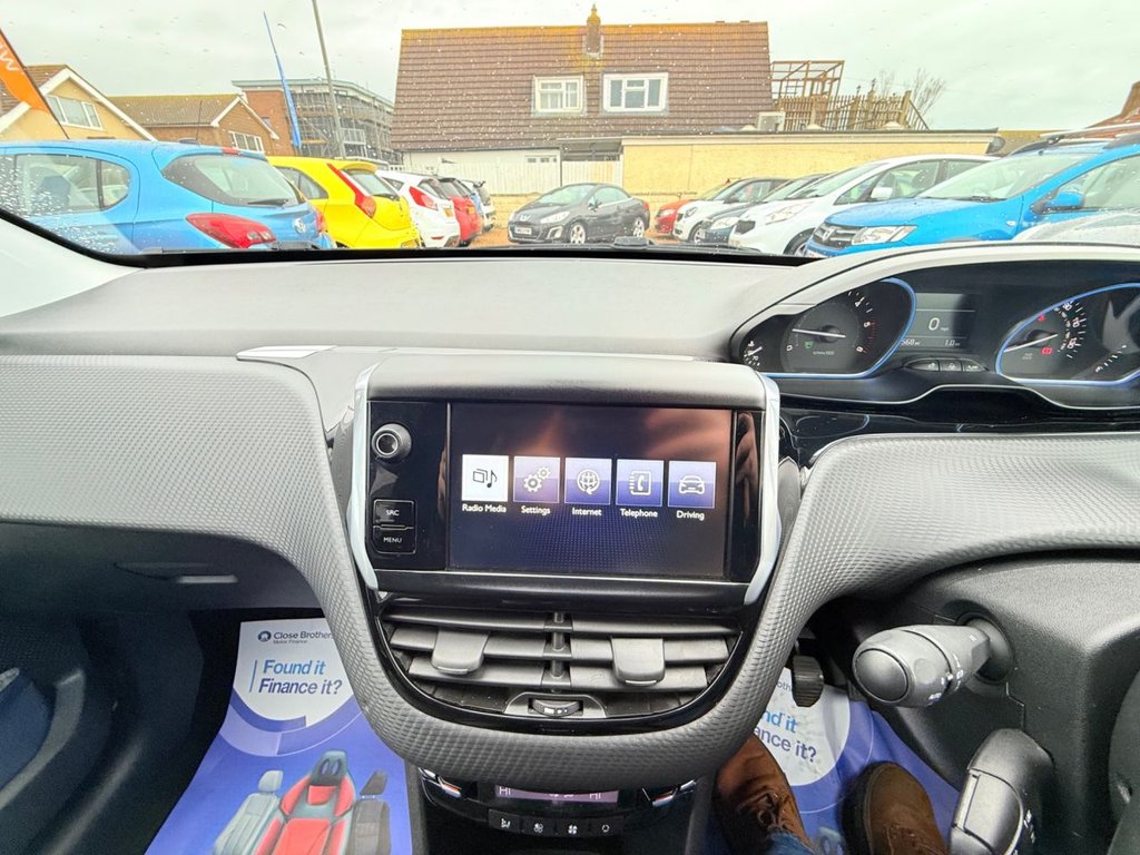 Used Peugeot 2008 2015 for sale - 77188652: Photo 29