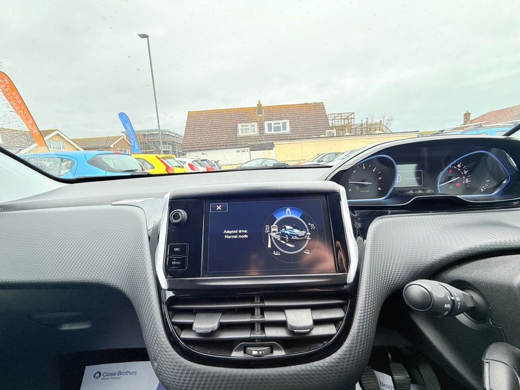 Used Peugeot 2008 2015 for sale - 77188652: Photo 35