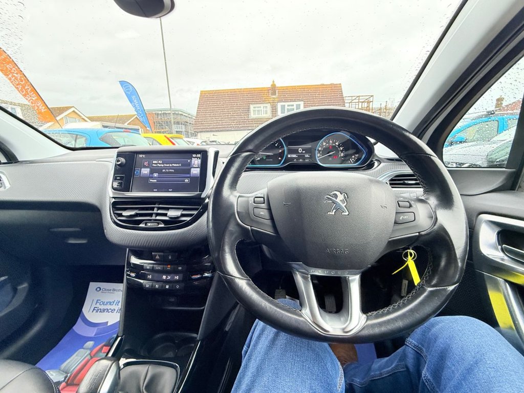 Used Peugeot 2008 2015 for sale - 77188652: Photo 36