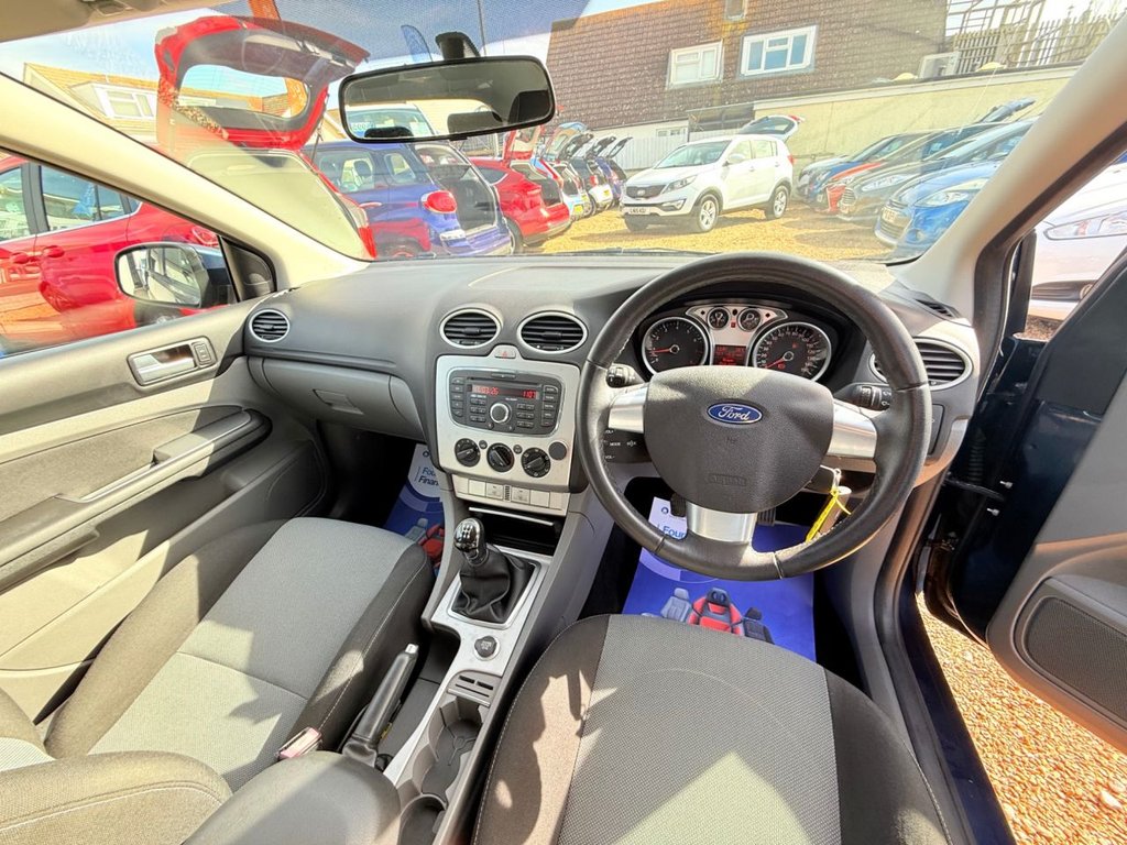 Used Ford Focus 2011 for sale - 77920468: Photo 13