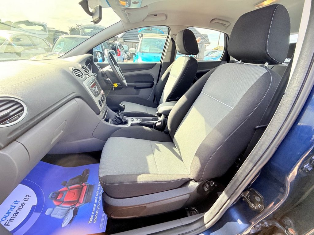 Used Ford Focus 2011 for sale - 77920468: Photo 20