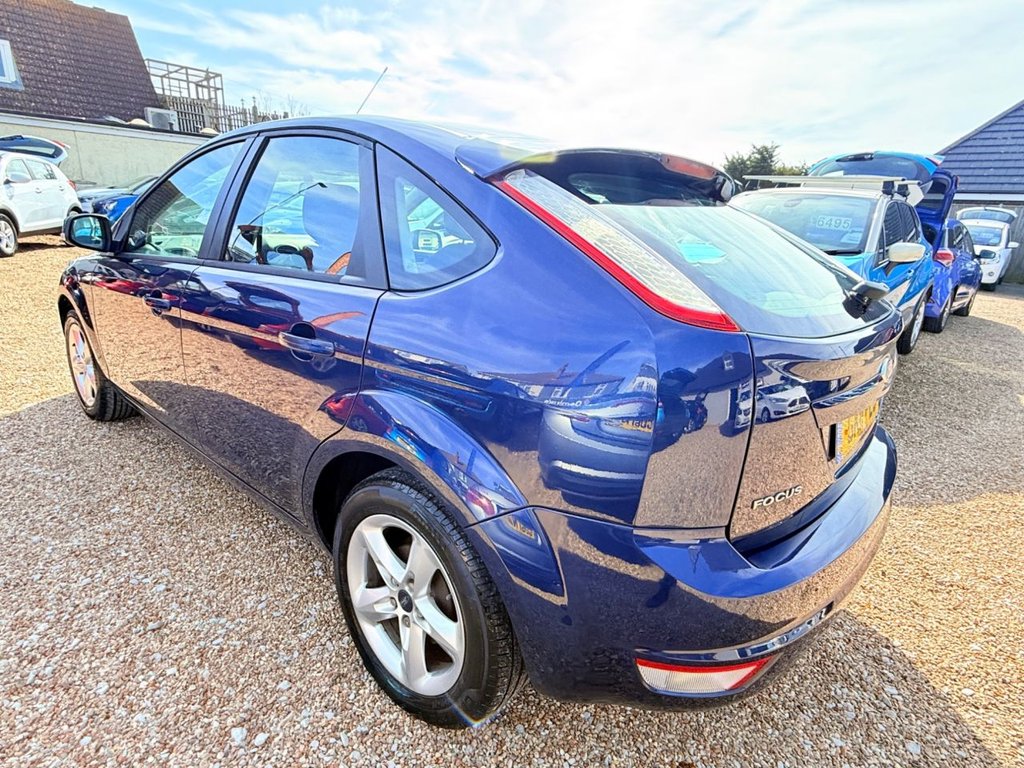 Used Ford Focus 2011 for sale - 77920468: Photo 8