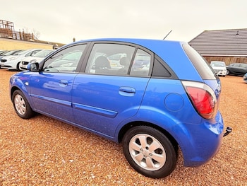 Used Kia Rio 2010 for sale - 77507891: Photo