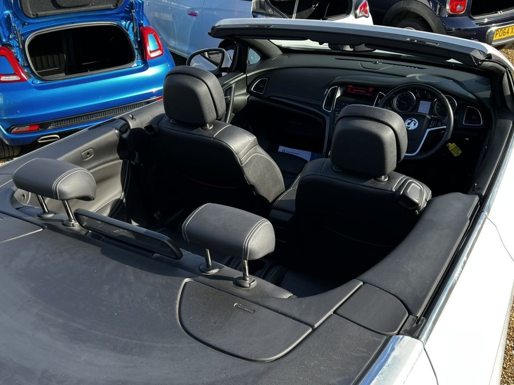 Used Vauxhall Cascada 2017 for sale - 77667172: Photo 15