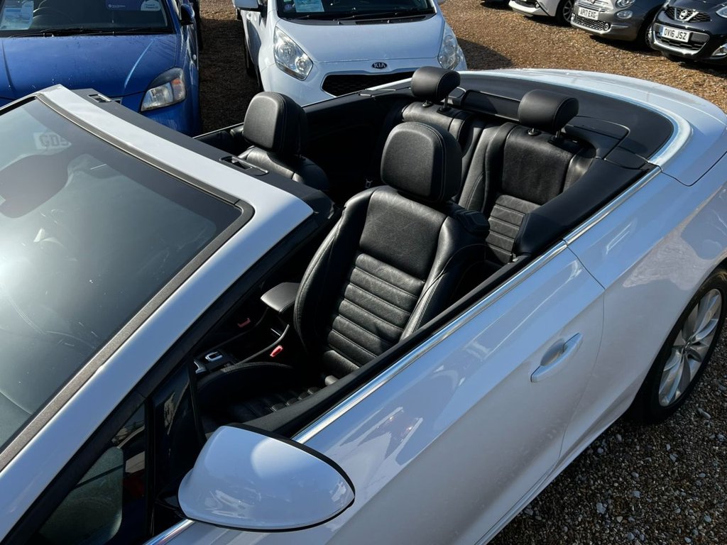 Used Vauxhall Cascada 2017 for sale - 77667172: Photo 18