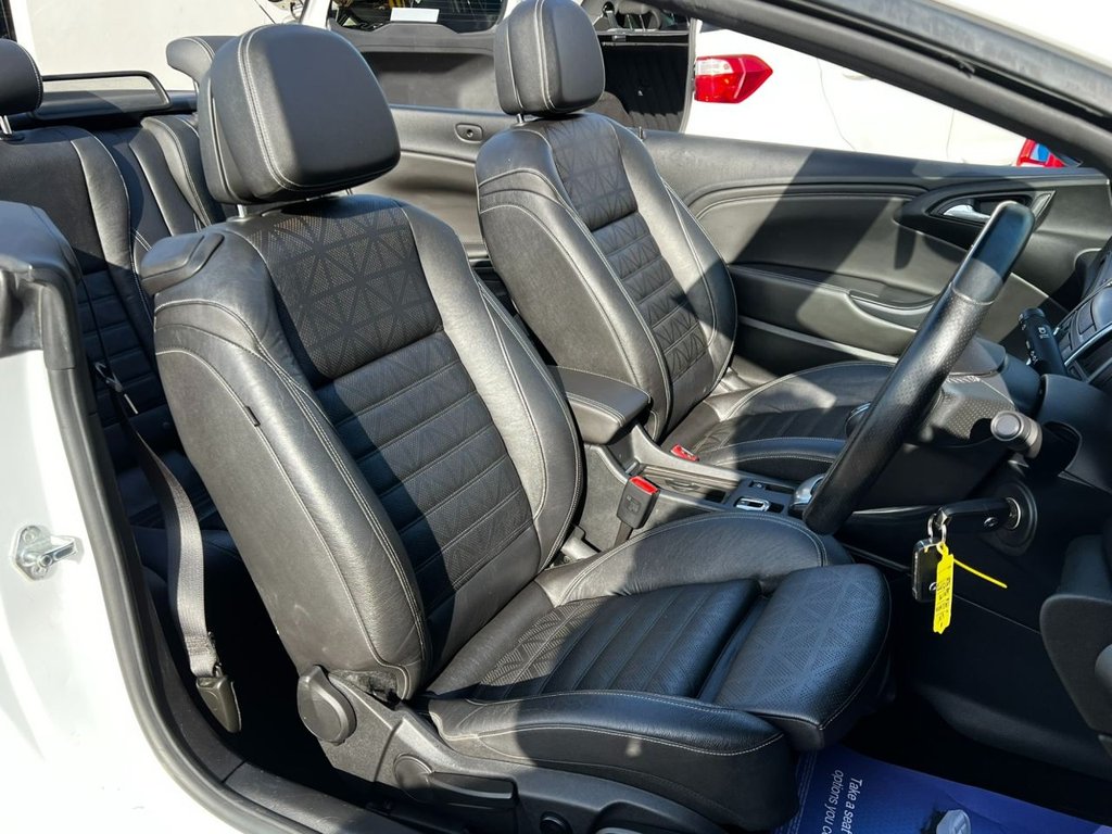 Used Vauxhall Cascada 2017 for sale - 77667172: Photo 21