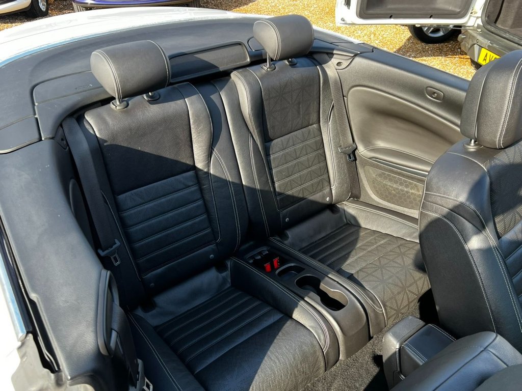 Used Vauxhall Cascada 2017 for sale - 77667172: Photo 24