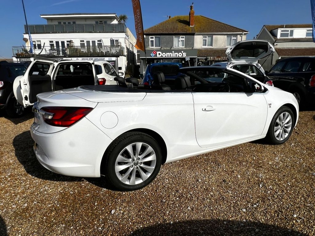 Used Vauxhall Cascada 2017 for sale - 77667172: Photo 4