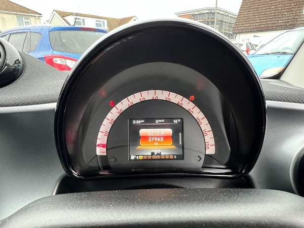 Used smart fortwo 2017 for sale - 76163344: Photo 25