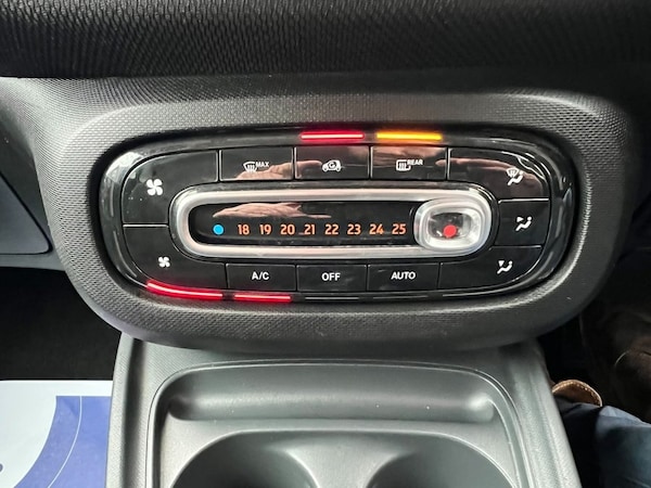 Used smart fortwo 2017 for sale - 76163344: Photo 33