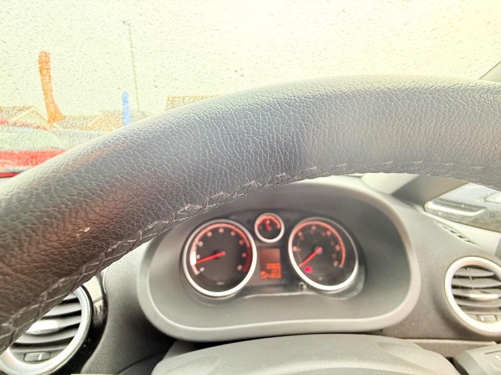 Used Vauxhall Corsa 2014 for sale - 77780799: Photo 36