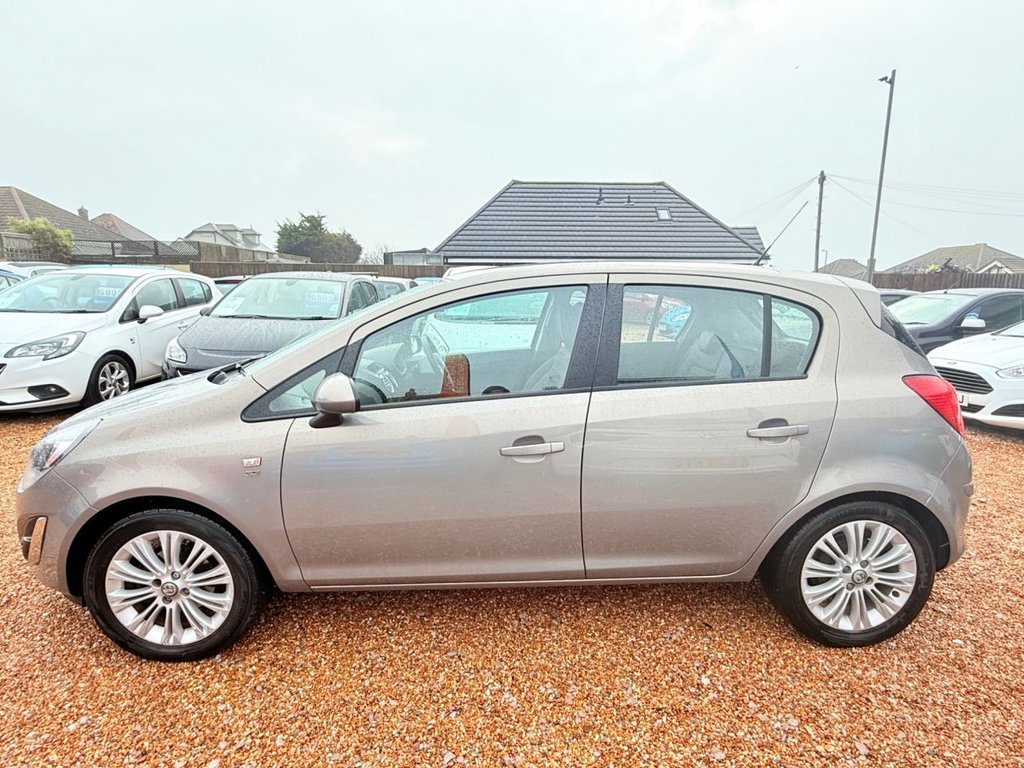 Used Vauxhall Corsa 2014 for sale - 77780799: Photo 9