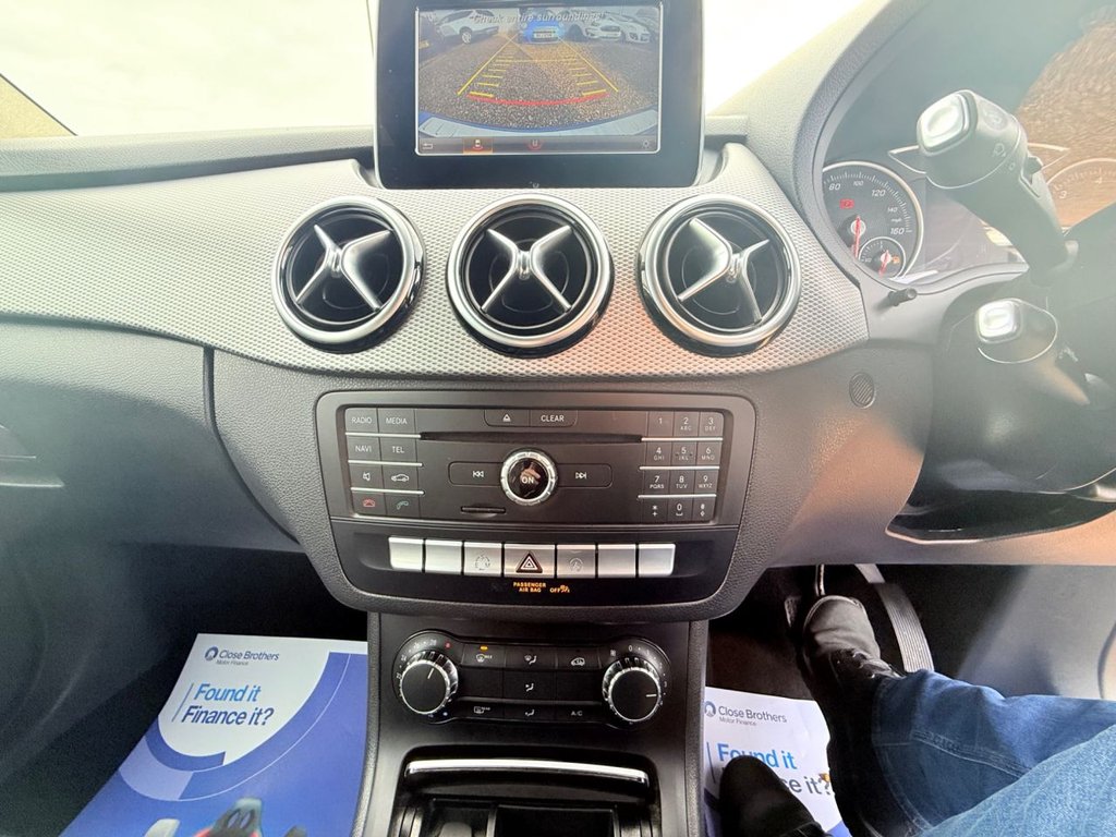 Used Mercedes-Benz B Class 2014 for sale - 76430345: Photo 32