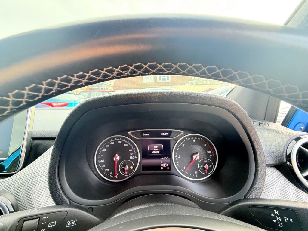 Used Mercedes-Benz B Class 2014 for sale - 76430345: Photo 35