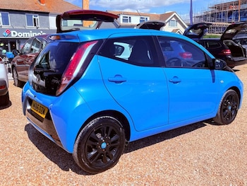 Used Toyota AYGO 2015 for sale - 79481961: Photo