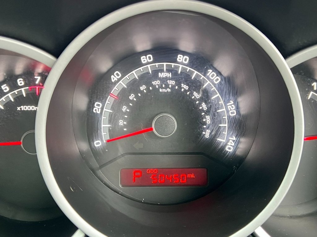 Used Kia Venga 2013 for sale - 77153601: Photo 32