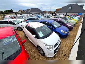 Used Ford Fiesta 2013 for sale - 77276263: Photo