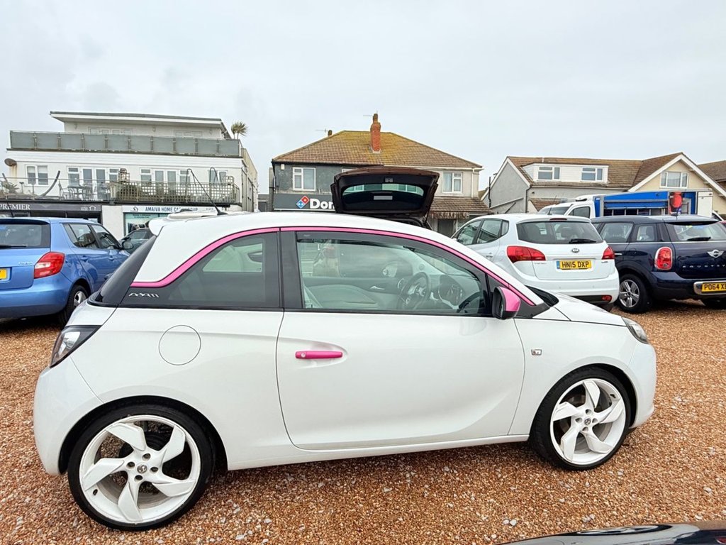 Used Vauxhall ADAM 2015 for sale - 77643064: Photo 2