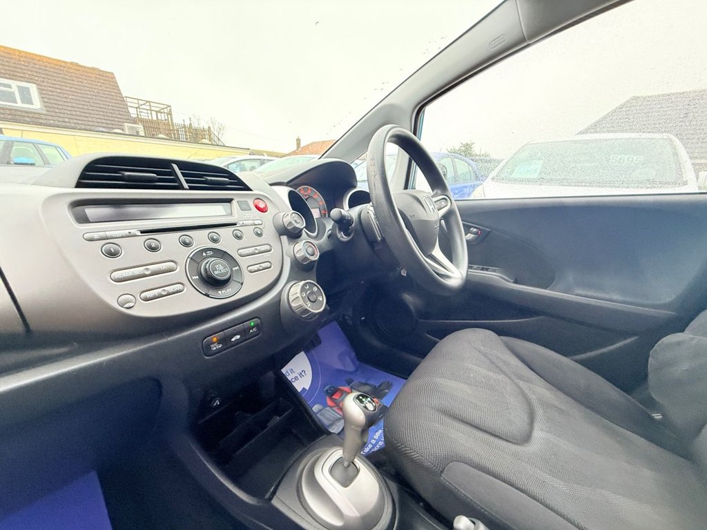 Used Honda Jazz 2010 for sale - 77693120: Photo 23