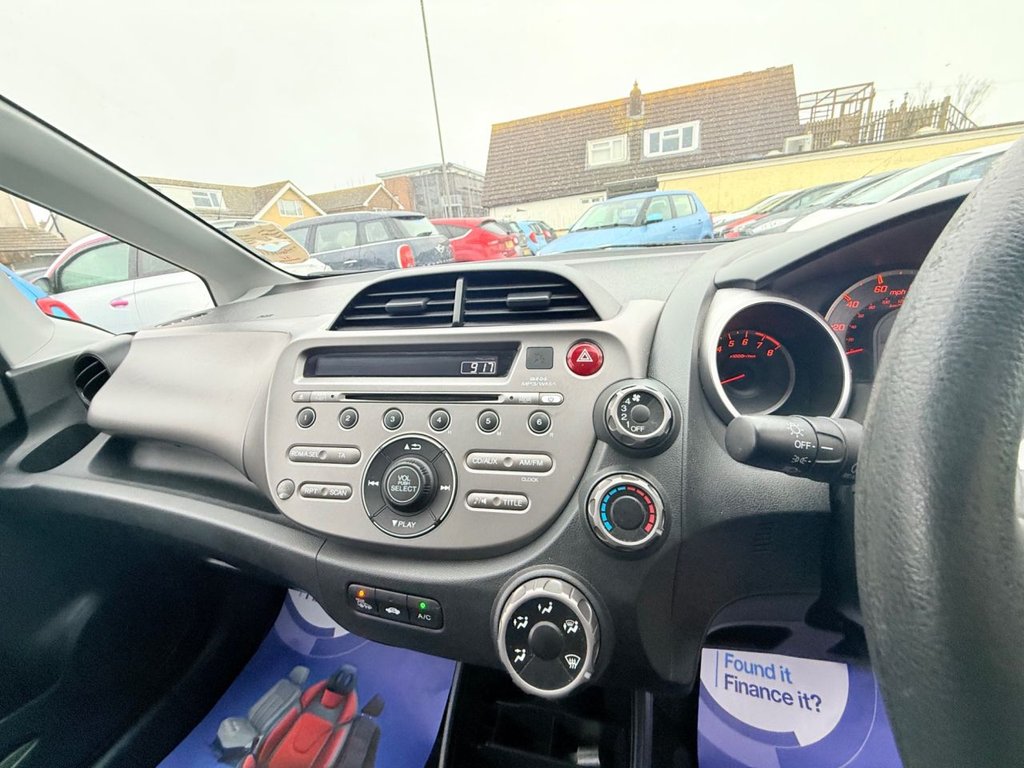 Used Honda Jazz 2010 for sale - 77693120: Photo 26