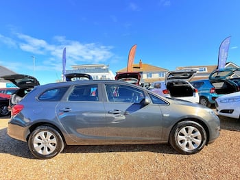 Used Vauxhall Astra 2015 for sale - 79818627: Photo