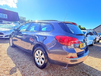 Used Vauxhall Astra 2015 for sale - 79818627: Photo