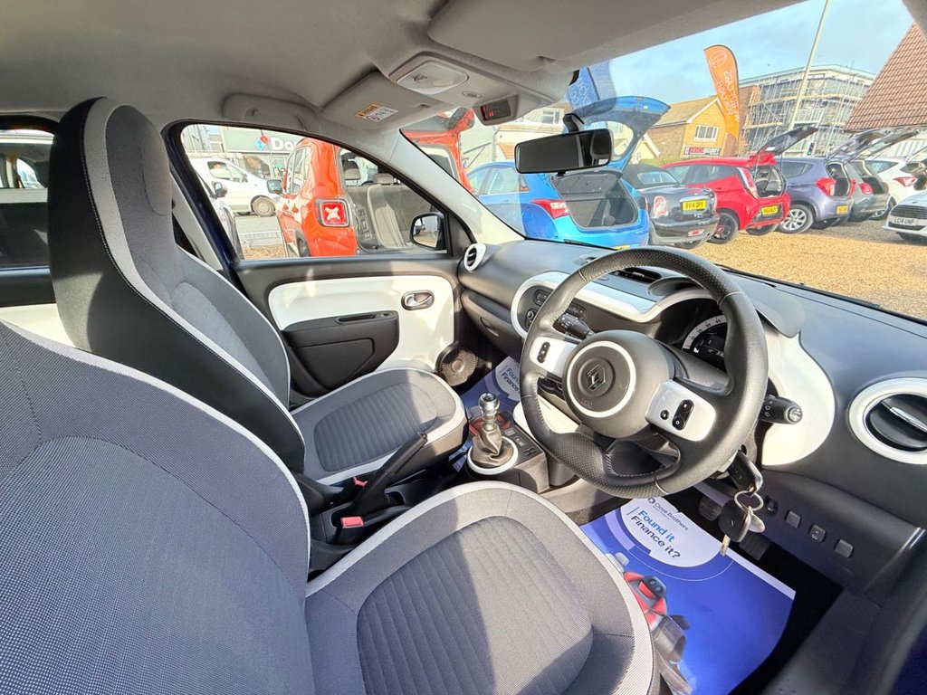 Used Renault Twingo 2017 for sale - 76547176: Photo 14