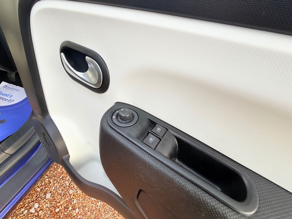 Used Renault Twingo 2017 for sale - 76547176: Photo 19