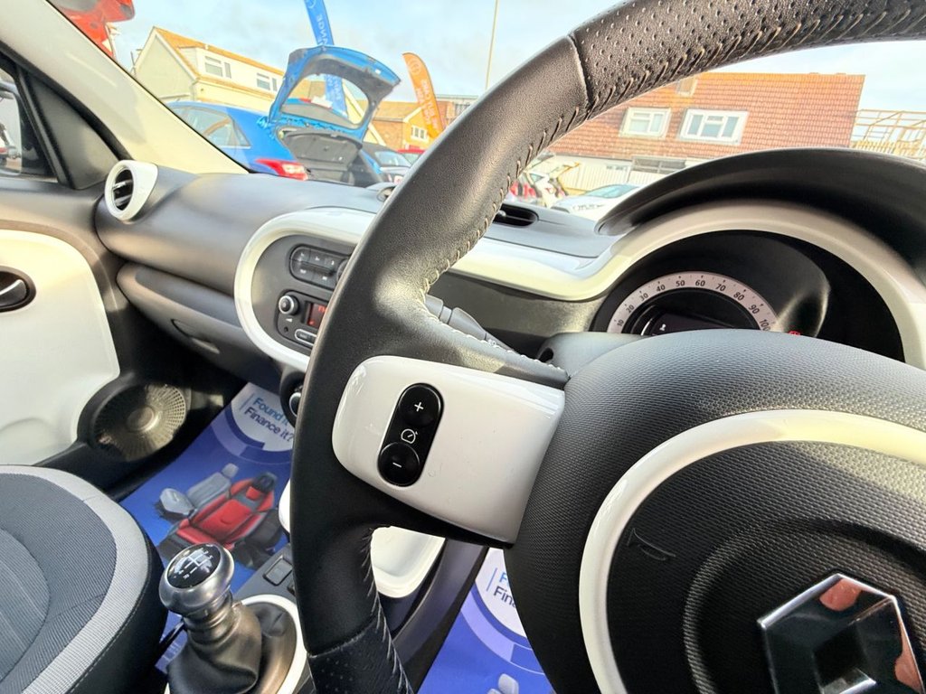 Used Renault Twingo 2017 for sale - 76547176: Photo 33