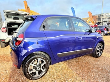 Used Renault Twingo 2017 for sale - 76547176: Photo