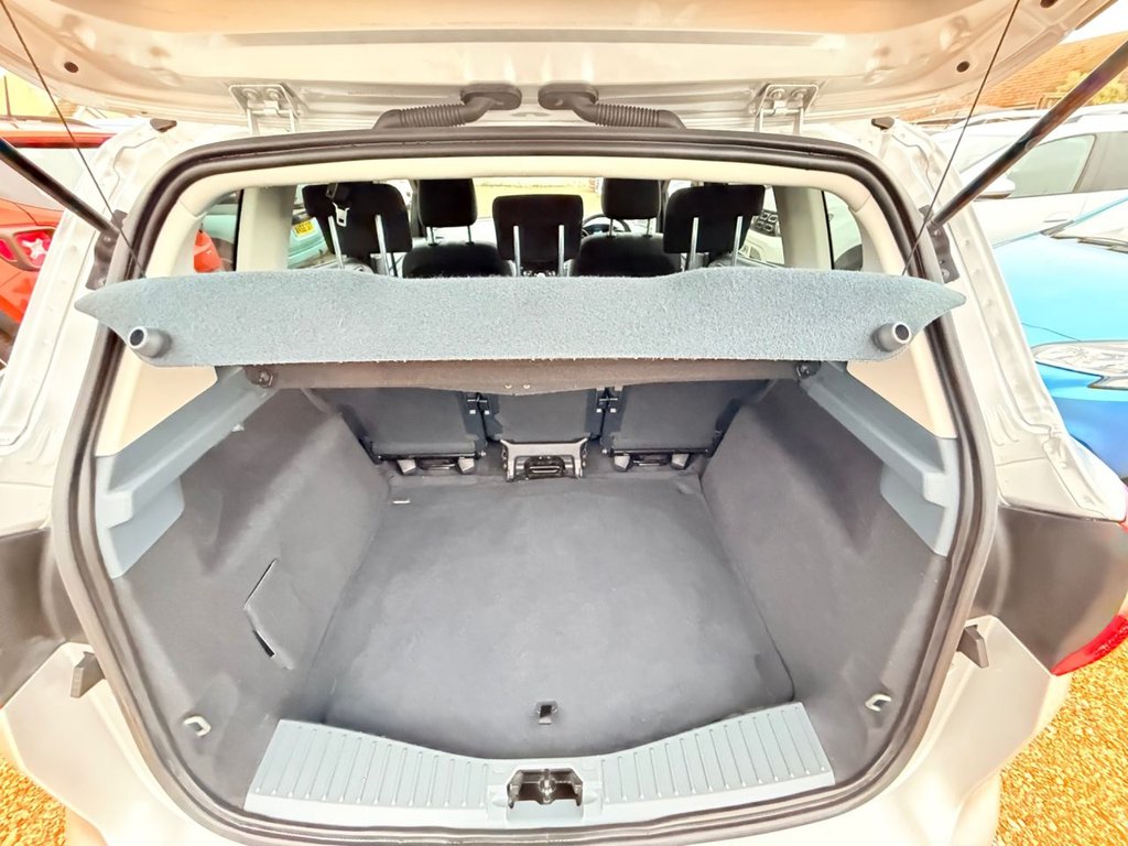 Used Ford C-Max 2012 for sale - 76883390: Photo 21