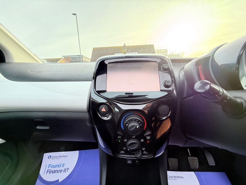 Used Toyota AYGO 2016 for sale - 77547415: Photo 39