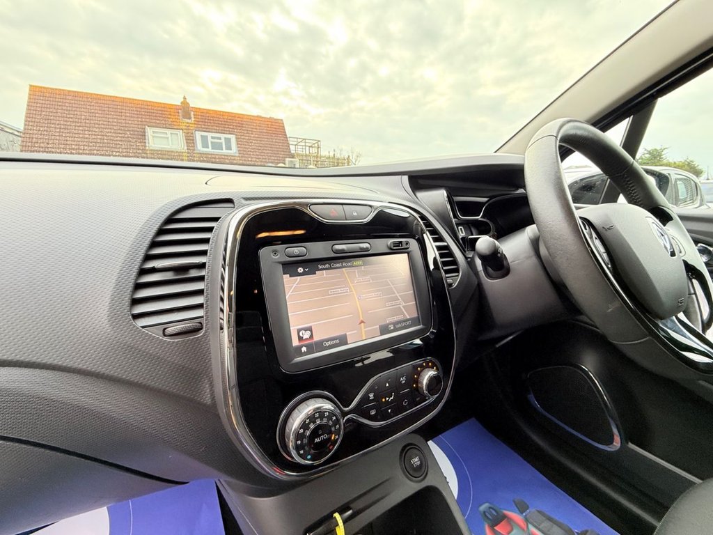 Used Renault Captur 2015 for sale - 77780540: Photo 25