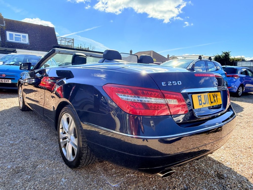 Used Mercedes-Benz E Class 2011 for sale - 78030475: Photo 6