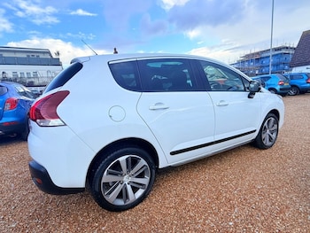 Used Peugeot 3008 2015 for sale - 79588162: Photo