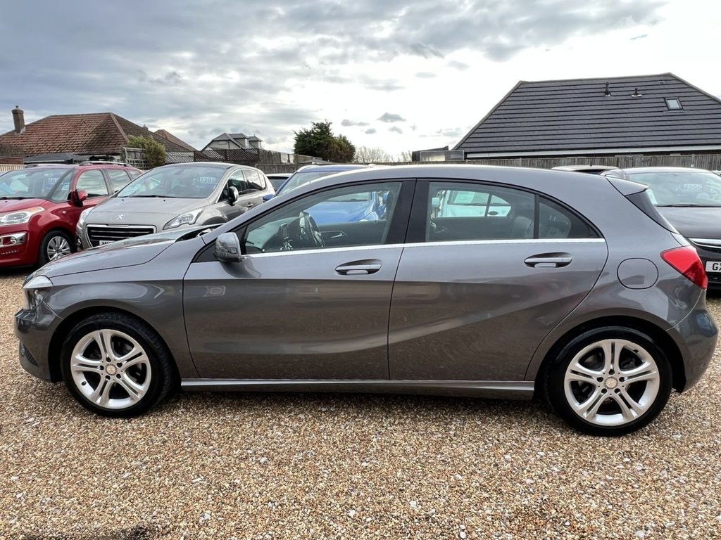 Used Mercedes-Benz A-Class 2015 for sale - 76356740: Photo 11