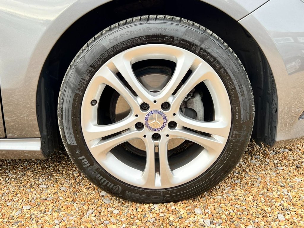 Used Mercedes-Benz A-Class 2015 for sale - 76356740: Photo 17