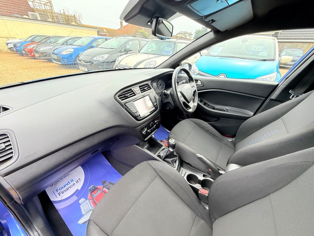 Used Hyundai i20 2018 for sale - 77880123: Photo 22