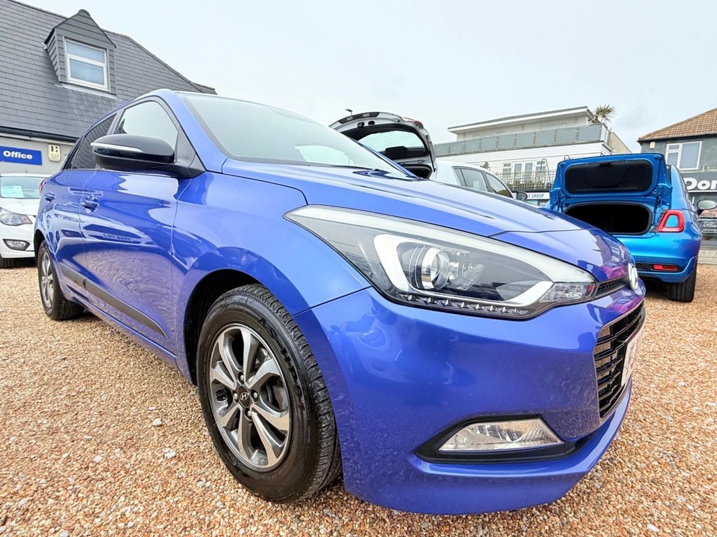 Used Hyundai i20 2018 for sale - 77880123: Photo 9