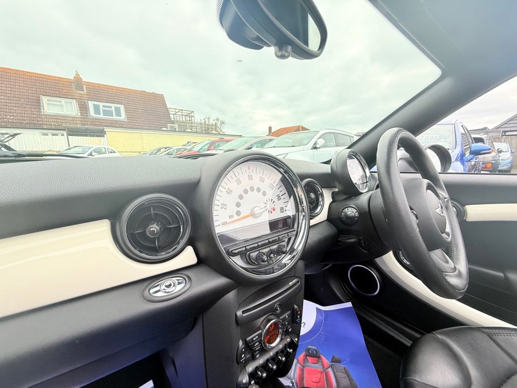 Used MINI Roadster 2014 for sale - 76303927: Photo 31