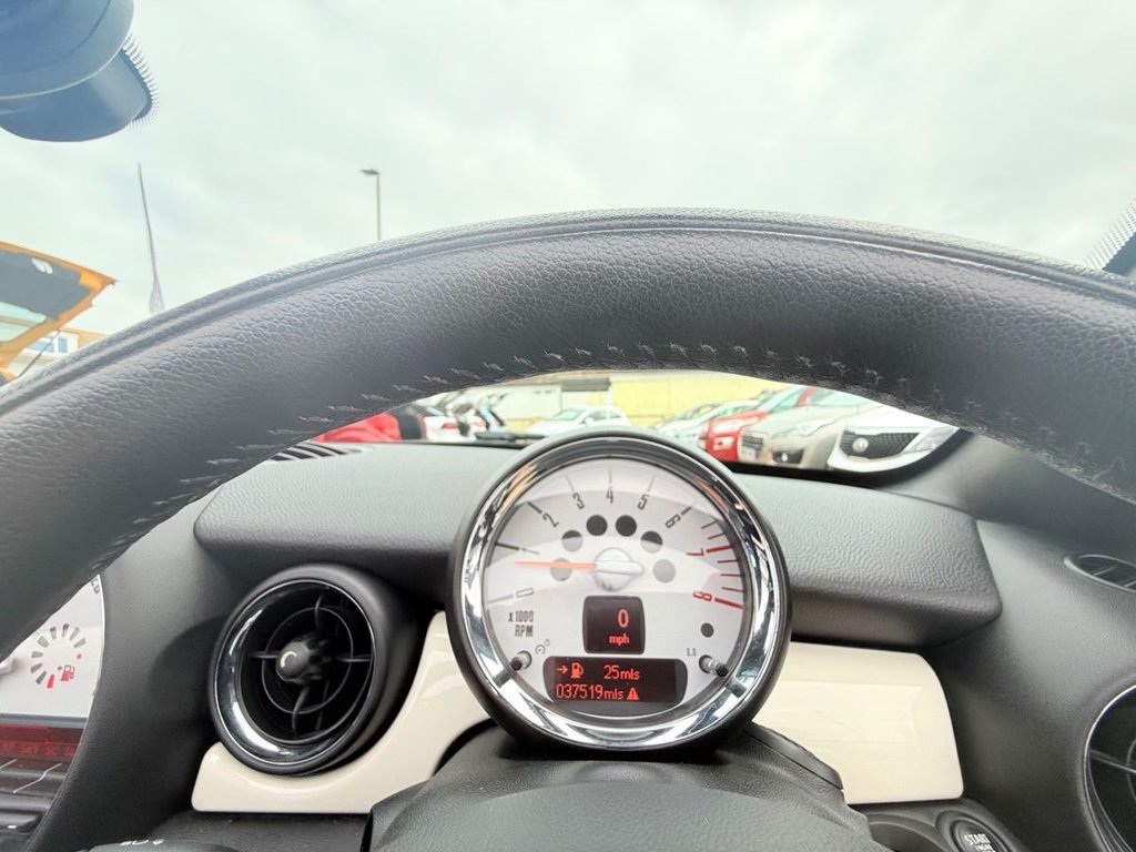 Used MINI Roadster 2014 for sale - 76303927: Photo 39