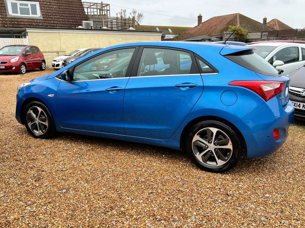 Used Hyundai i30 2017 for sale - 76406607: Photo 10