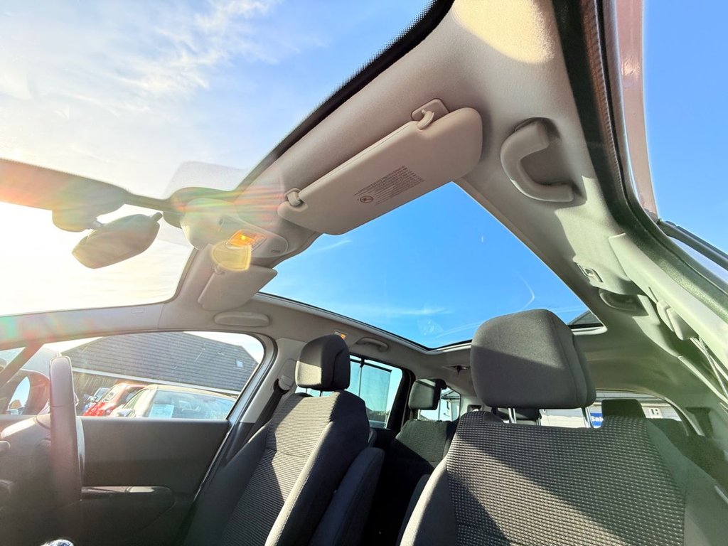 Used Peugeot 5008 2012 for sale - 77227446: Photo 31